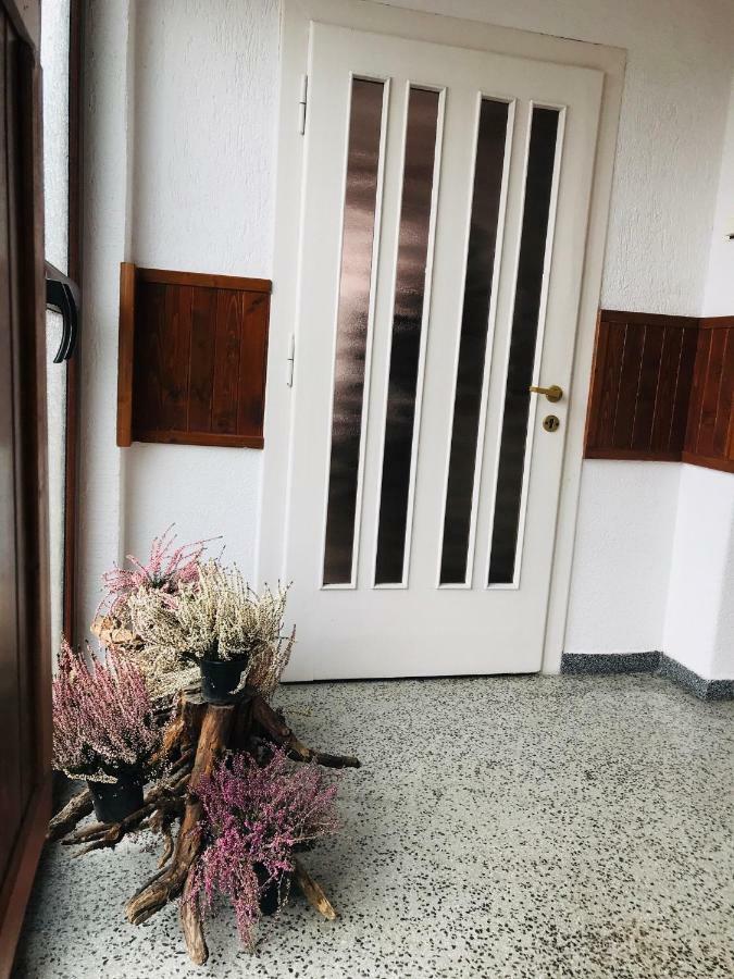 Pokoje Goscinne Ujsoły Exterior foto